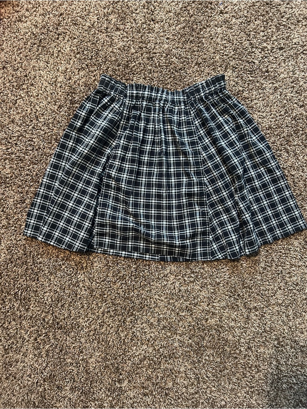 DIY Home Made Black & White Plaid Skater Skirt with Elastic Waistband